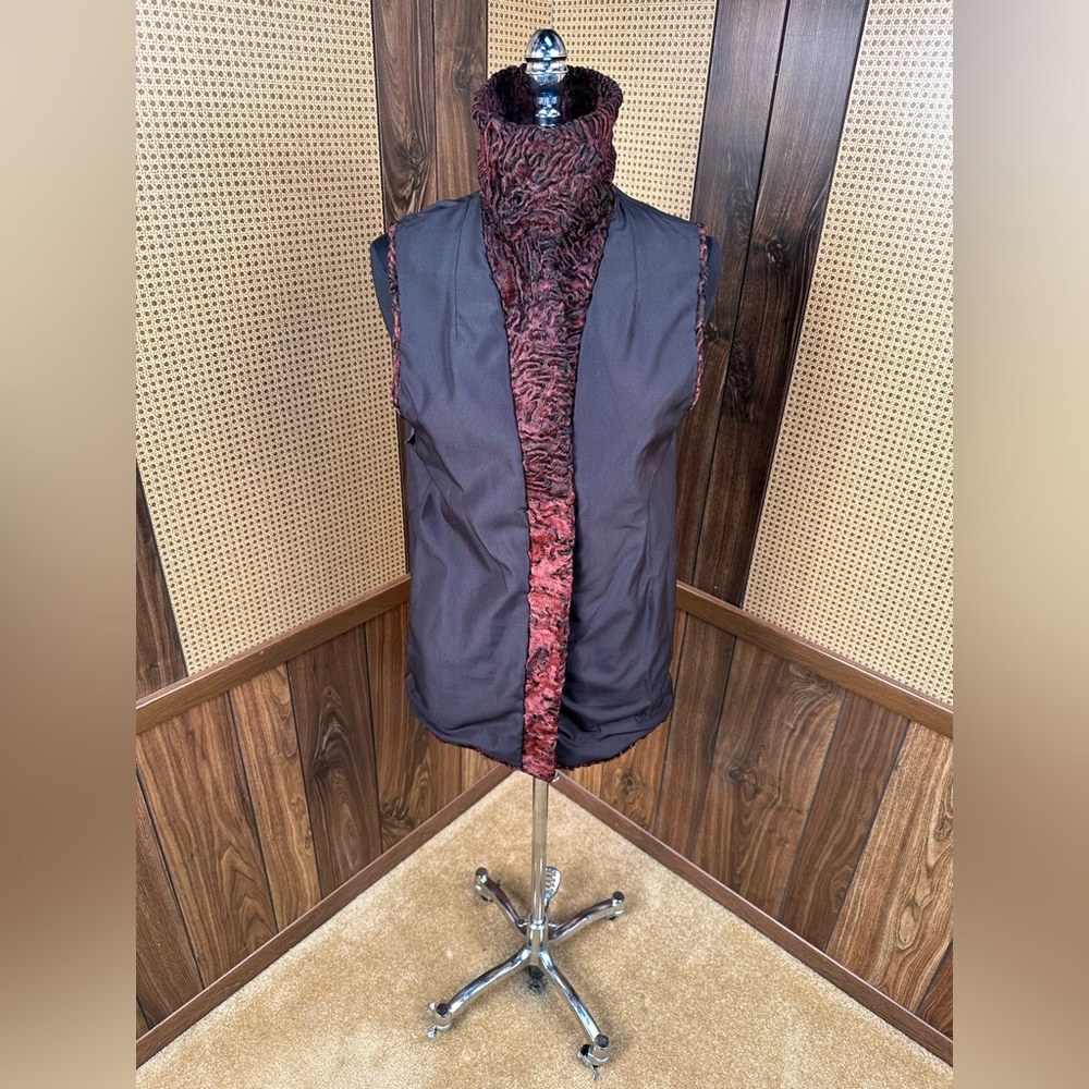Vintage Robert Mann Furs Dyed Red Persian Lamb Fur Vest Jacket Coat Small - Picture 6 of 11